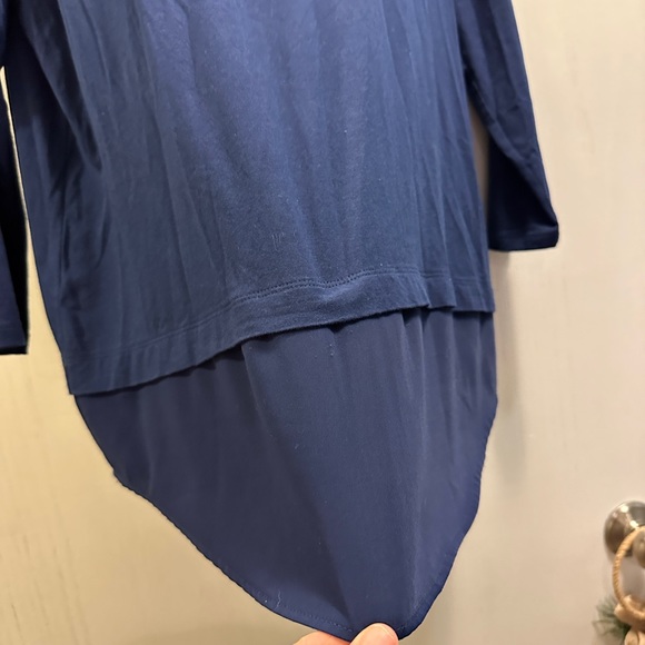 Lands End long sleeve dressy TShirt. Buttons on the back. SZ Med. Sheer bottom. - Picture 2 of 4